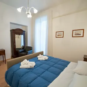 Apartment San Mattia's By Dimorra, Naples
