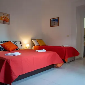 Apartment Domus Anticaglia By Domusextra, Naples